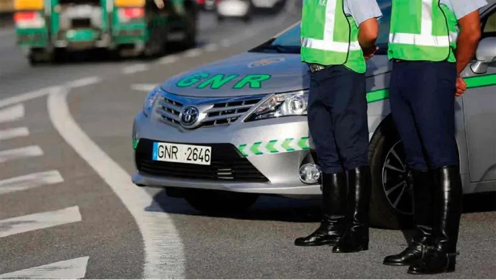 Once muertos y más de 2.800 accidentes durante la campaña "Viaja sin prisas"