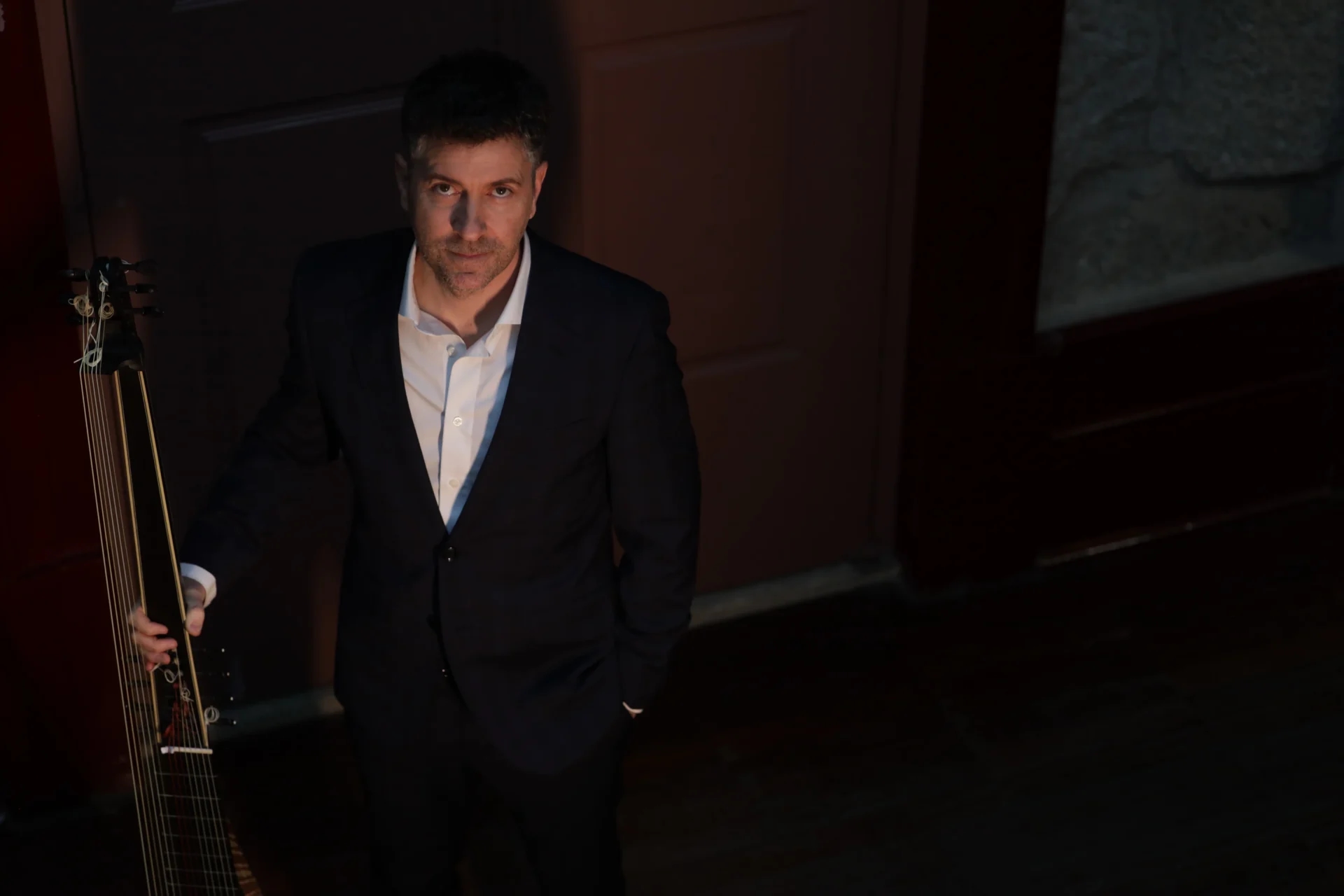Tiago Matias lanza el álbum “Sombras”