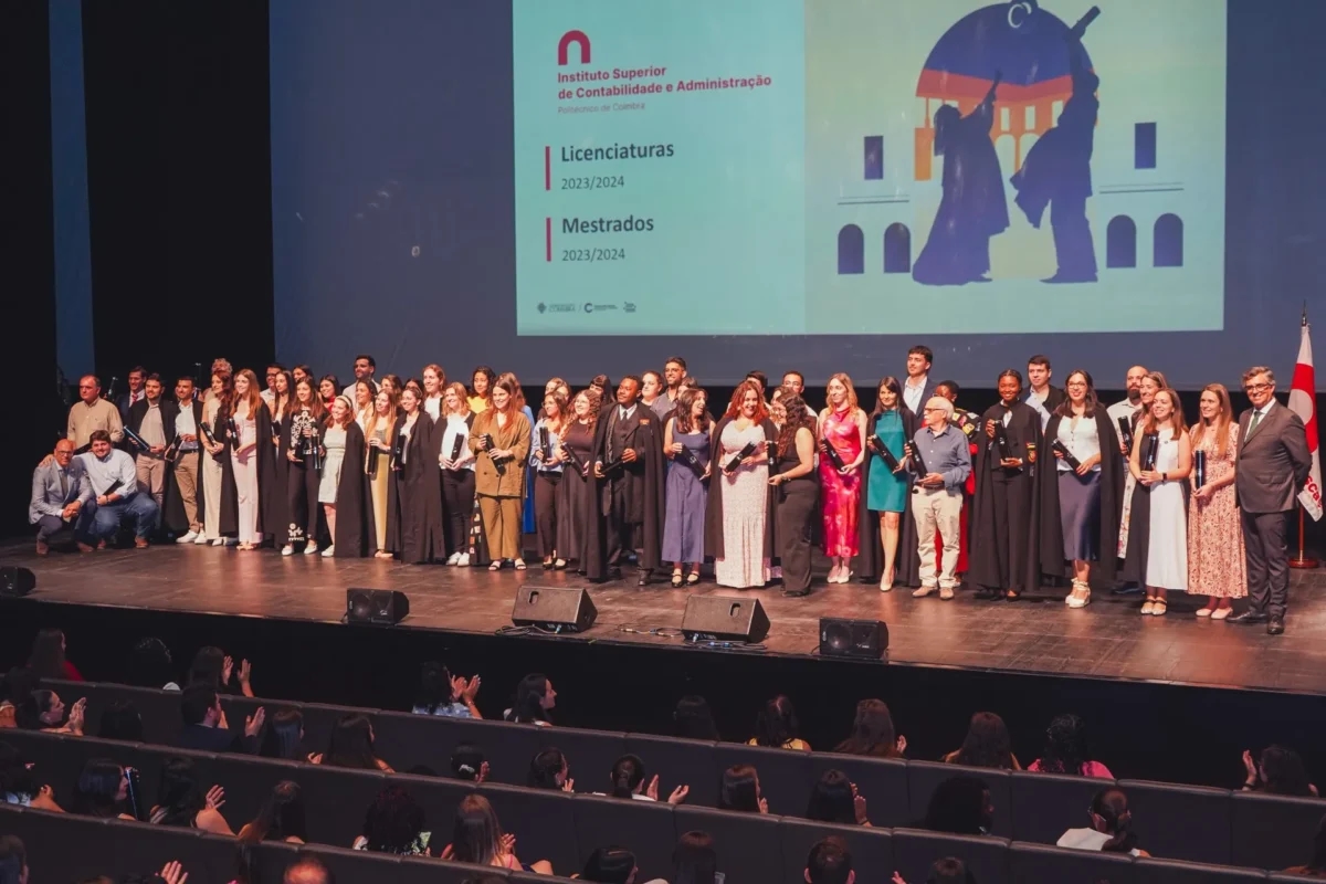 Graduados del IPC preparados para “conquistar el mundo”