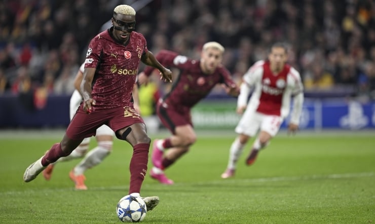 Osimhen opgenomen in het Champions League-team van de week