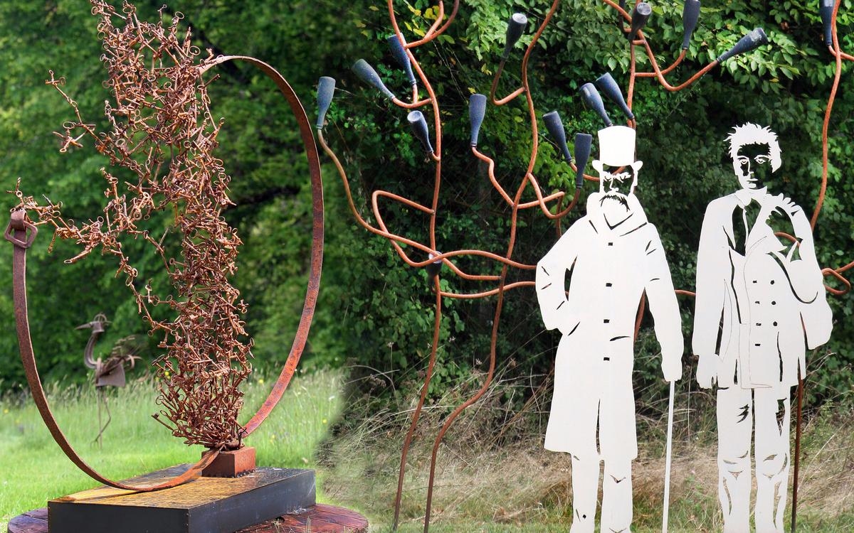 Un jardín decorado con esculturas que honra a Arthur Rimbaud