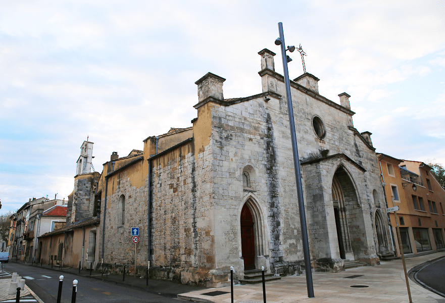 Naranja (84) – La iglesia de Saint-Florent, de nuevo en el punto de mira de los delincuentes: robo de valiosas esculturas y daños