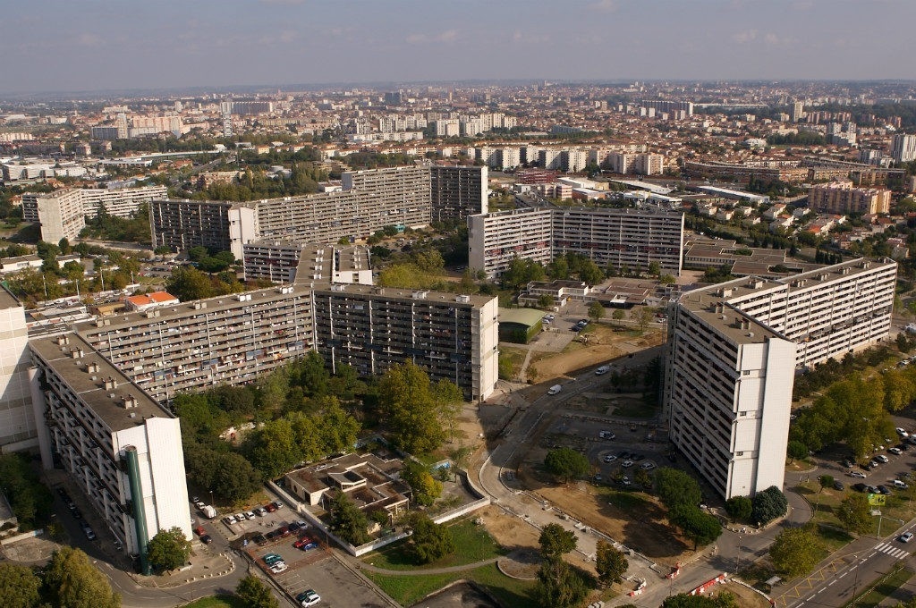 Thefts, drug dealing points, squatters... In Toulouse (31), private security agents mobilized to monitor residences; two illegal immigrants surprised in the middle of reselling in a building lobby by the agents