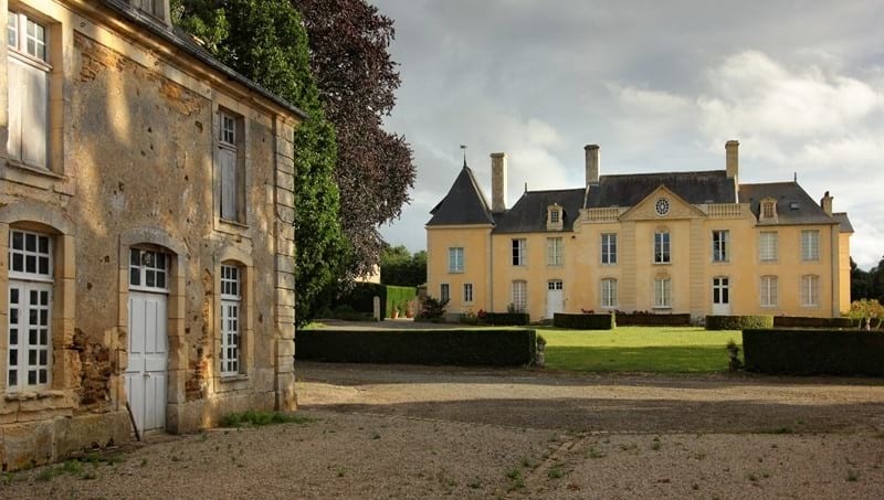 Moutiers-en-Cinglais (14): A family tortured by kidnappers from the Paris suburbs, three suspects imprisoned. A 4-year-old child had his finger mutilated.