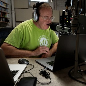 20 horas para comemorar 20 anos: apresentador da Valley Free Radio transmitirá por quase um dia, em 7 de agosto