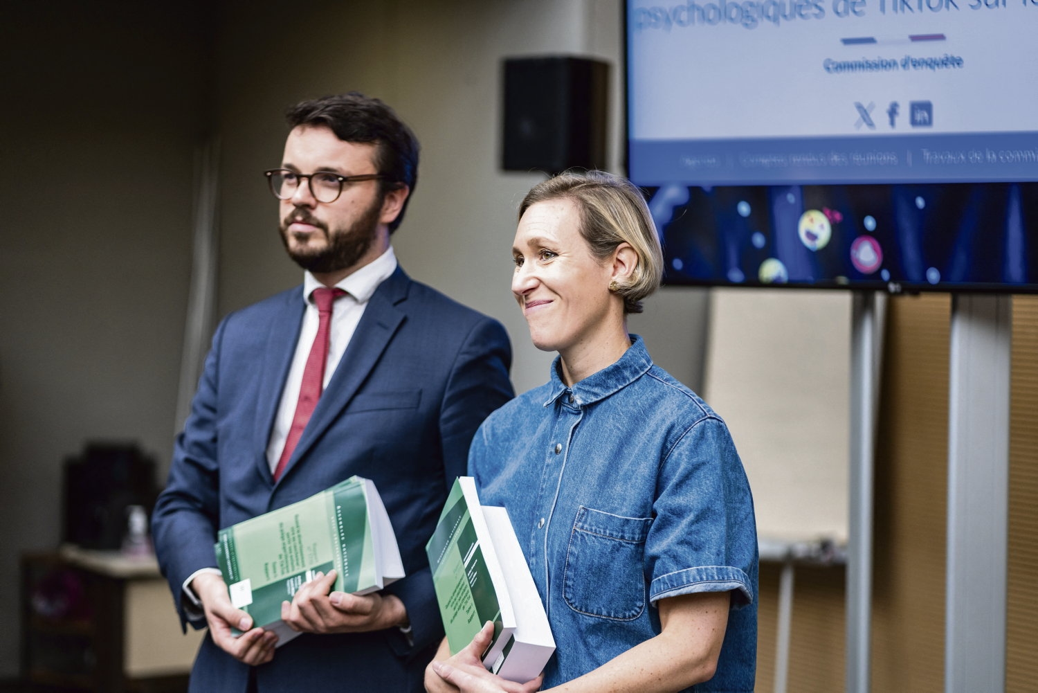 TikTok: parlementaire onderzoekscommissie bekritiseert platform vanwege gevaren van algoritme voor jongeren