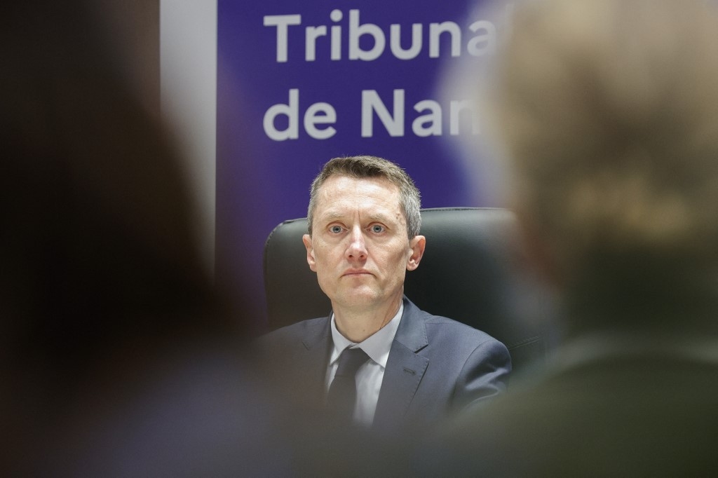 O PNF muda de promotor no dia em que Nicolas Sarkozy deve conhecer os termos da sua pena de prisão