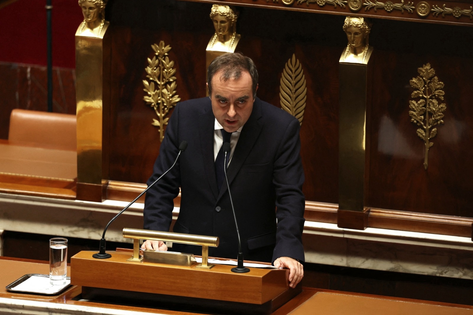 Sospensione della riforma delle pensioni, conferenza sul lavoro, tassazione dei ricchi... Cosa ricordare del discorso di politica generale di Sébastien Lecornu
