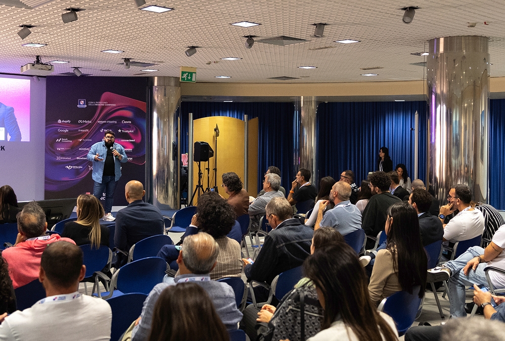 Days to Connect, een evenement gewijd aan de digitale economie in Nola: startups ontmoeten giganten uit de sector.