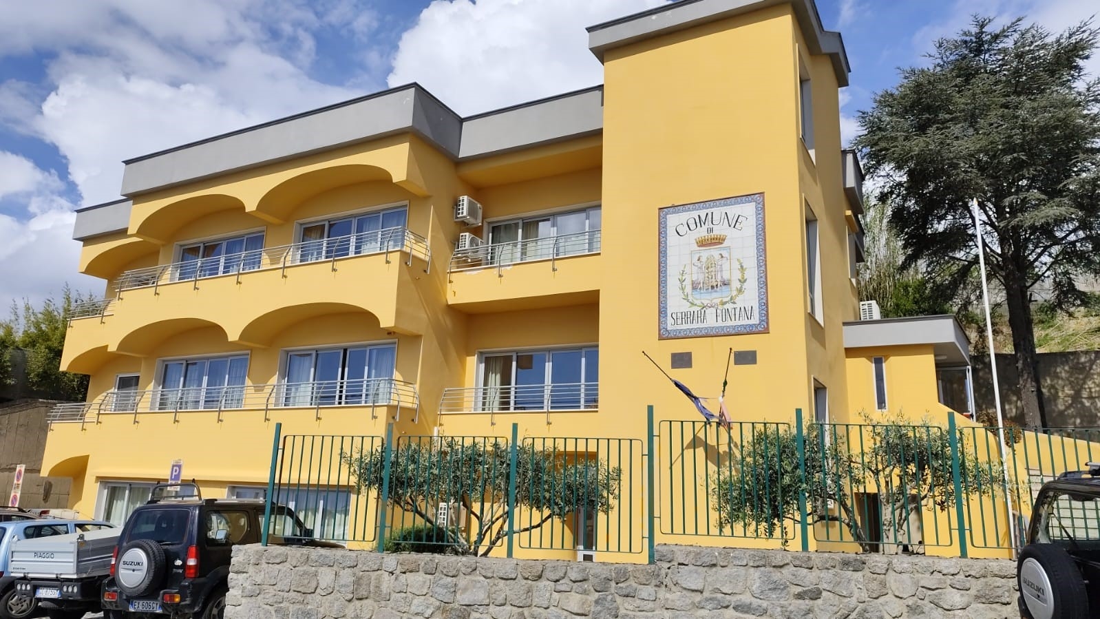 Increased working hours for three police officers in Serrara Fontana