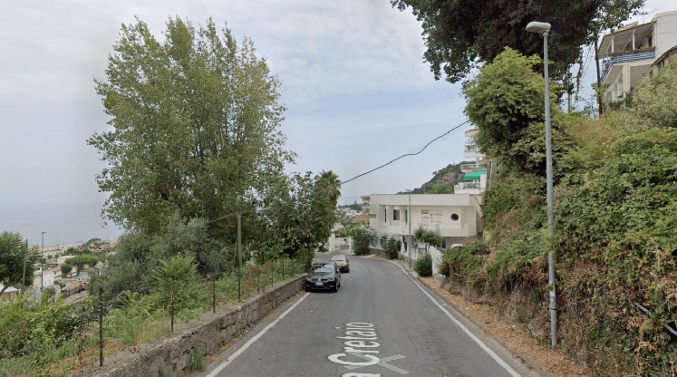After the Regional Administrative Court (TAR) condemned the Casamicciola municipality, the building's safety measures begin.