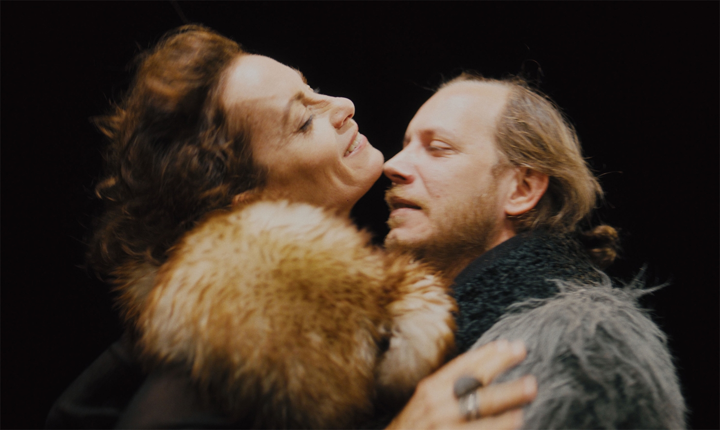"Elsinore": Hamlet Who Speaks Four Languages Debuts at Mittelfest
