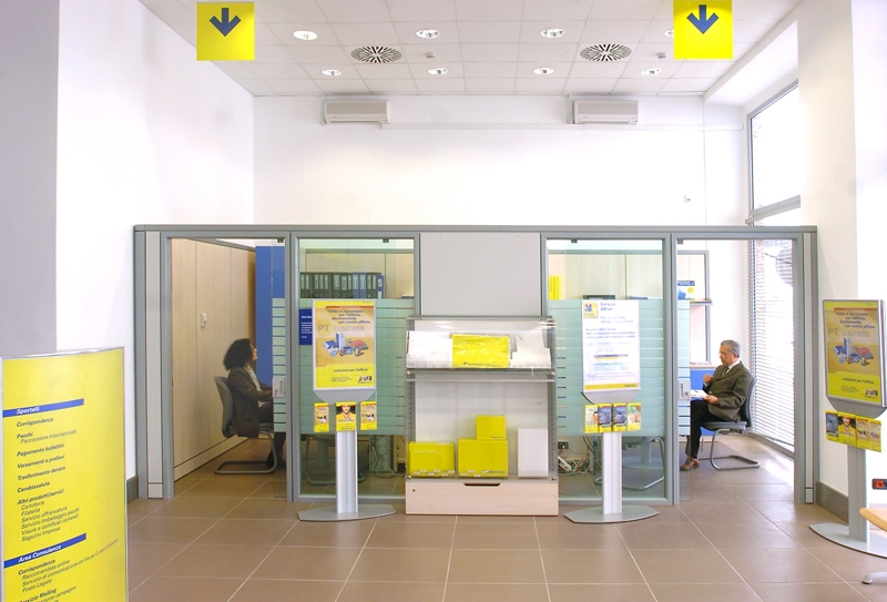 Polis work begins at the Paluzza Post Office.