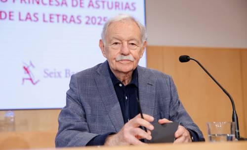 Eduardo Mendoza receives the Princess of Asturias Award for Literature