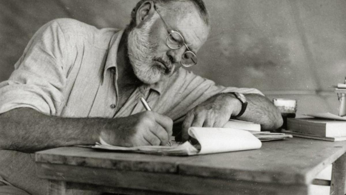 From Hemingway to Blasco Ibáñez: València ideas new routes to its various streets for tourists and locals