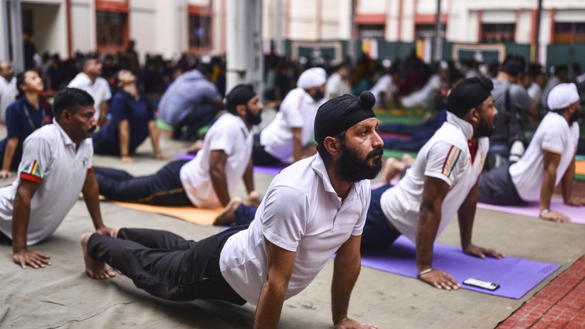 La celebración masiva en la India por el Día Internacional del Yoga