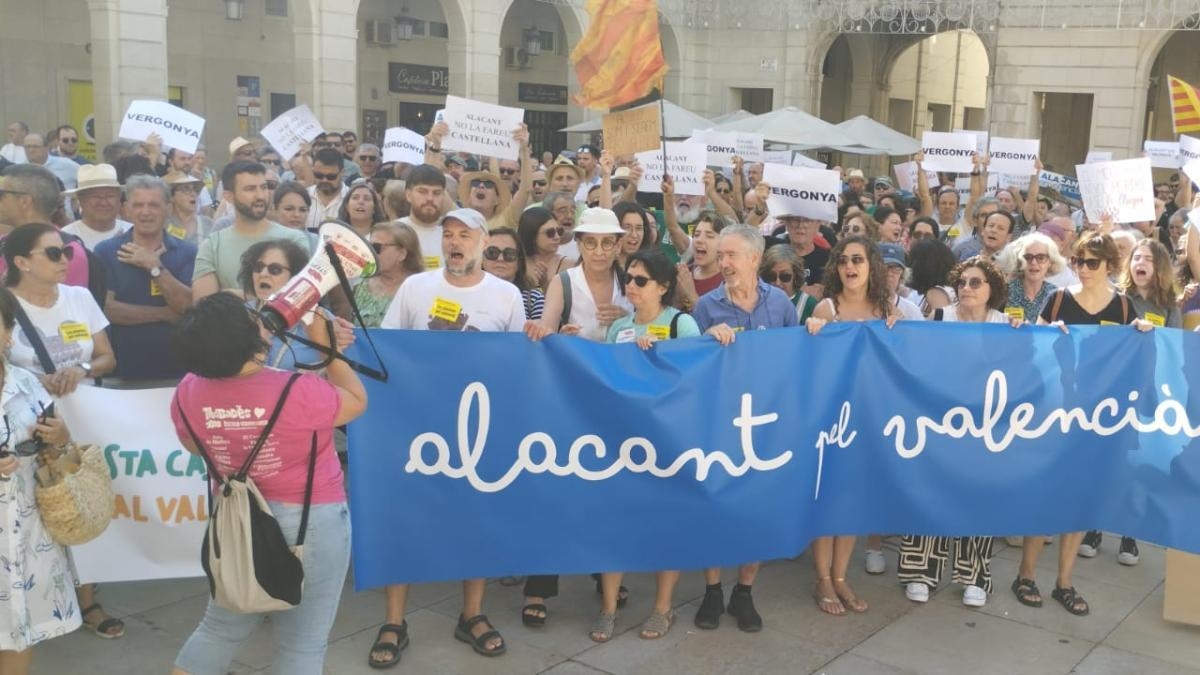 Die Schlüssel zum Gesetz, das den Valencianischen Unterricht „abschirmt“ und das Vox ändern möchte