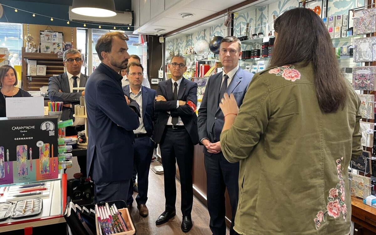 In Lyon staan ​​burgemeester en prefect tegenover winkeliers de dag na de demonstraties