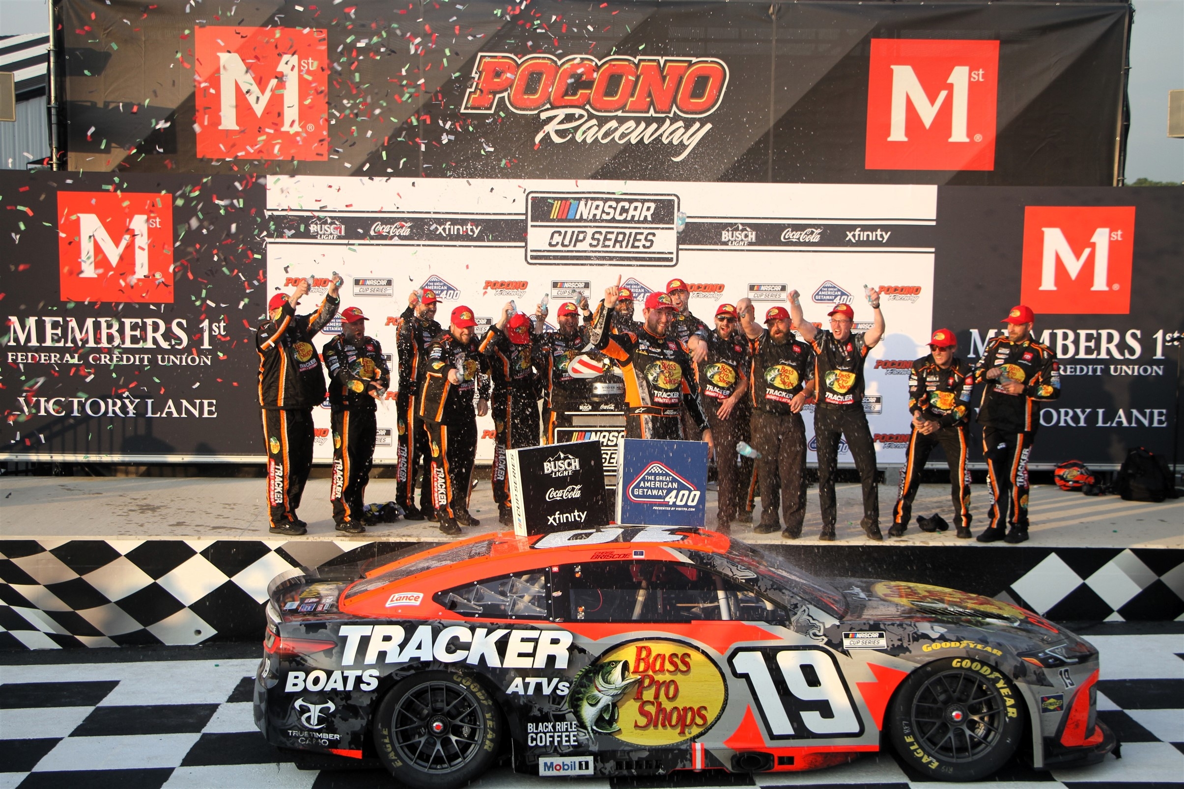 CHASE BRISCOE, POCONO RACEWAY'DEKİ GREAT AMERICAN GETAWAY 400'Ü KAZANDI!