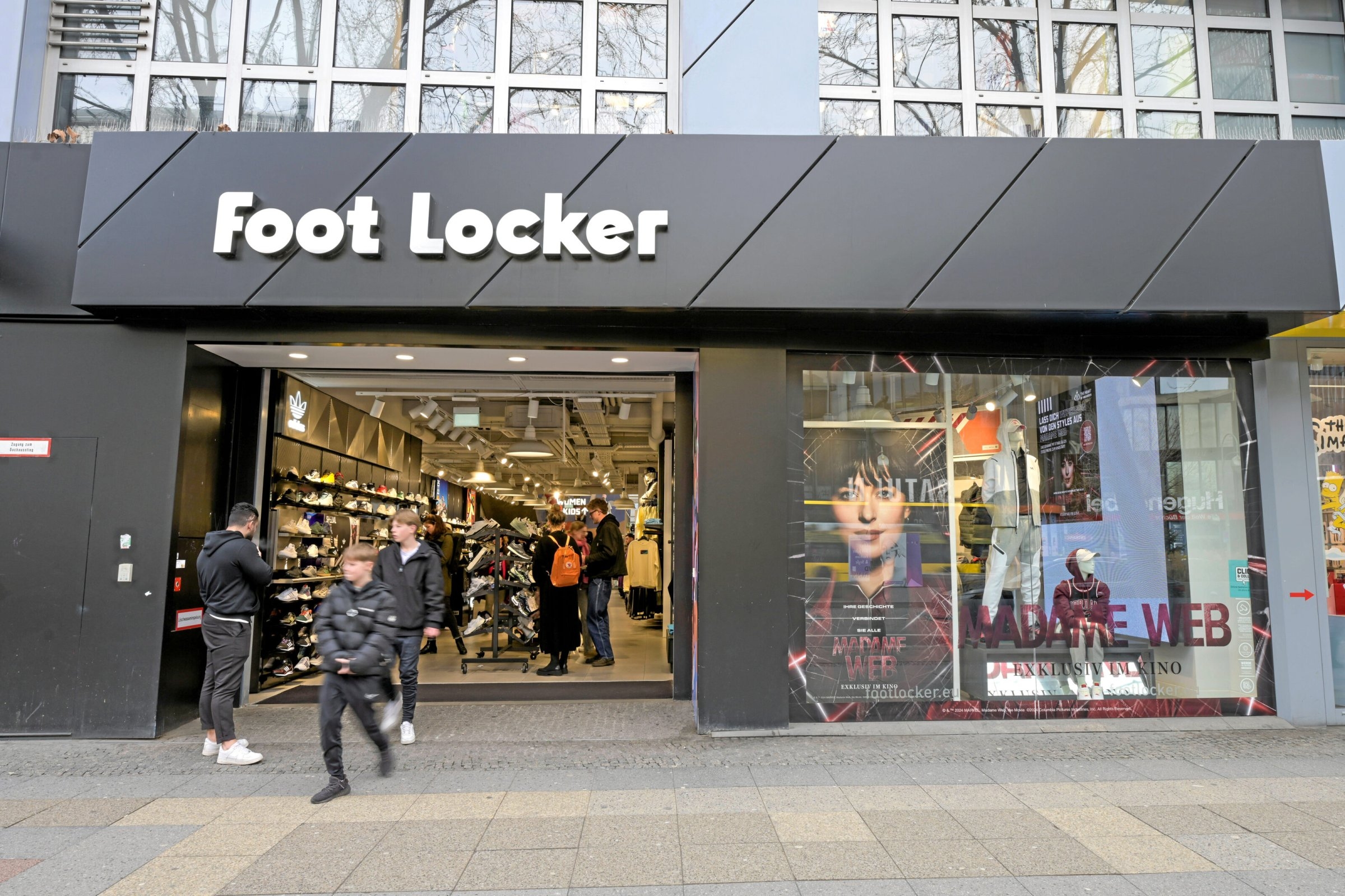 Desmantelamiento sindical | El contundente "119er": Se desestima el proceso penal contra Foot Locker