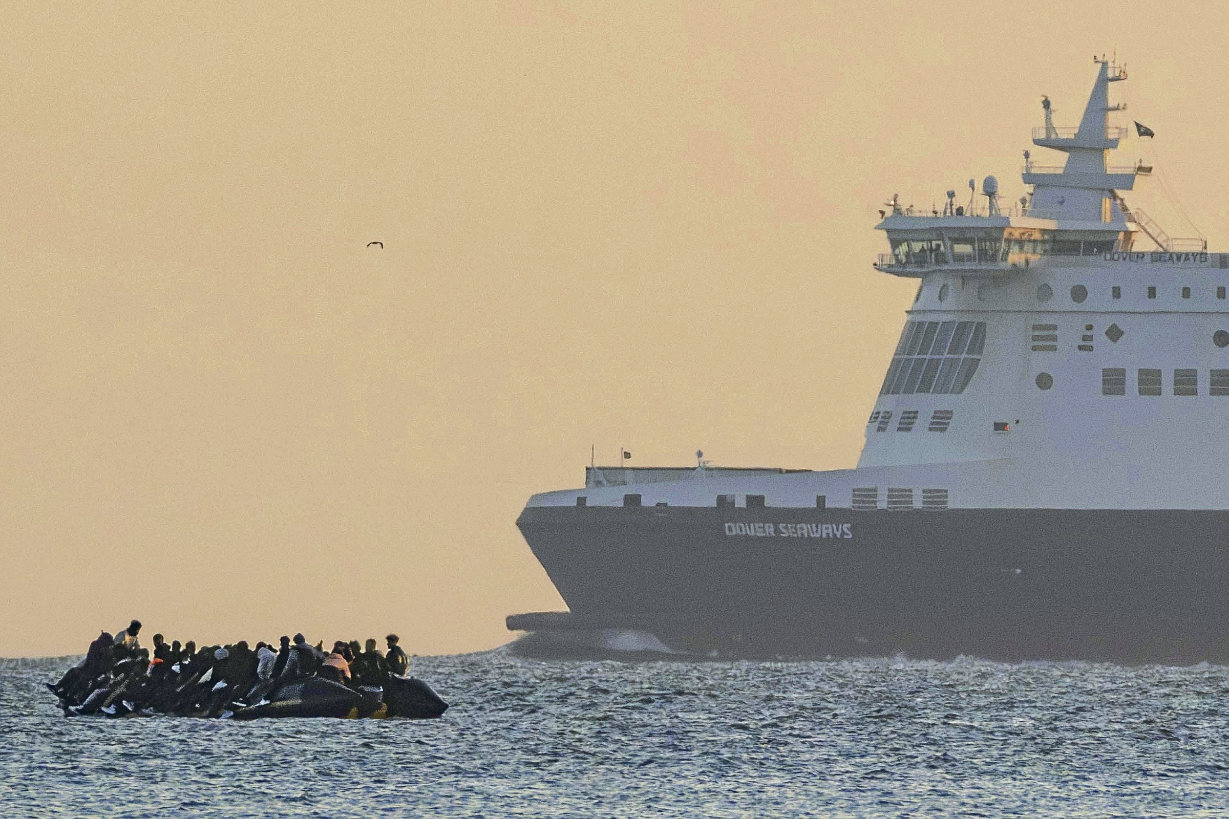 Migratieovereenkomst | Migratieverdediging: Escalatie in het Engelse Kanaal