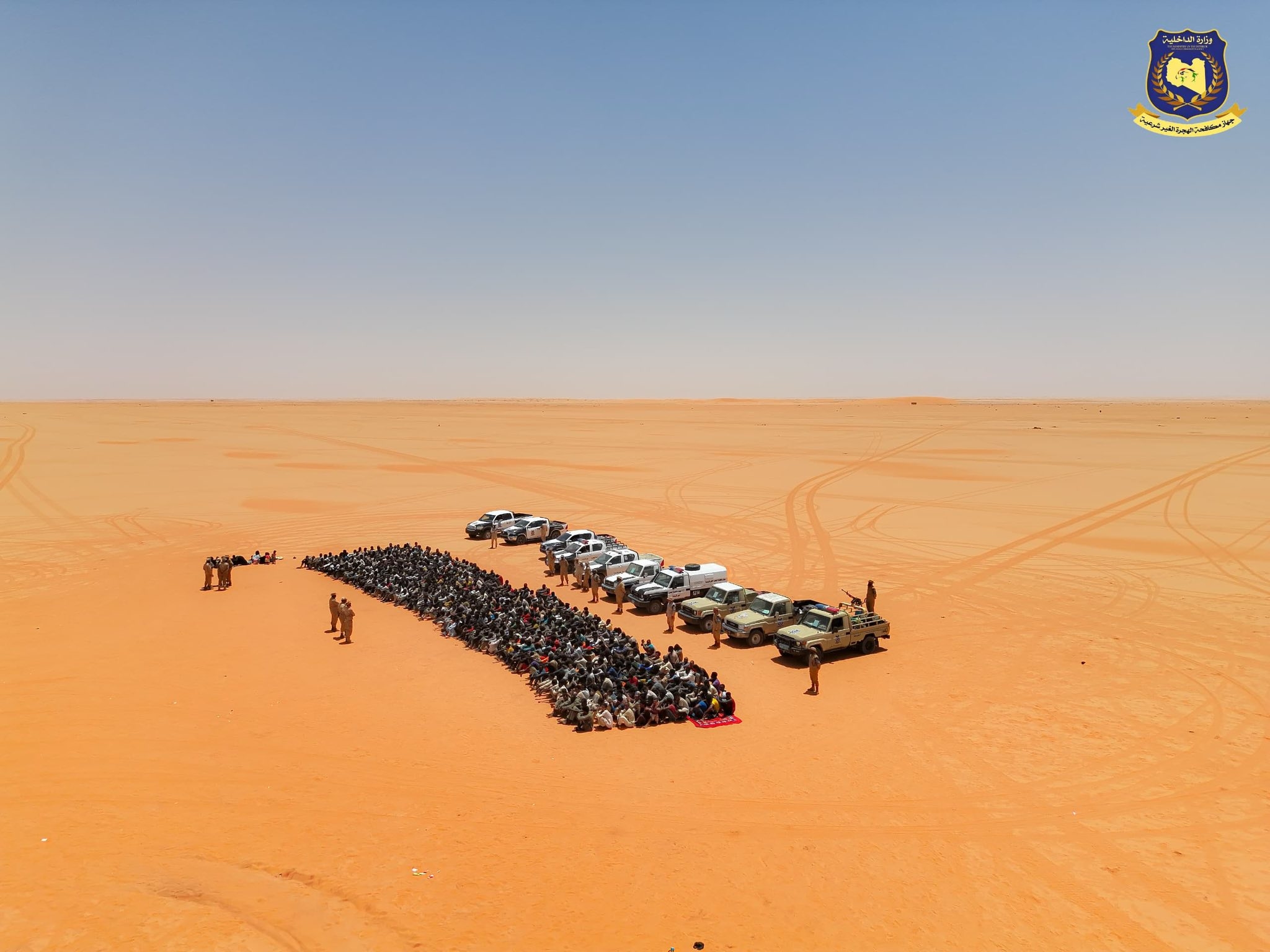 Deportação em massa | 700 sudaneses deportados para o deserto