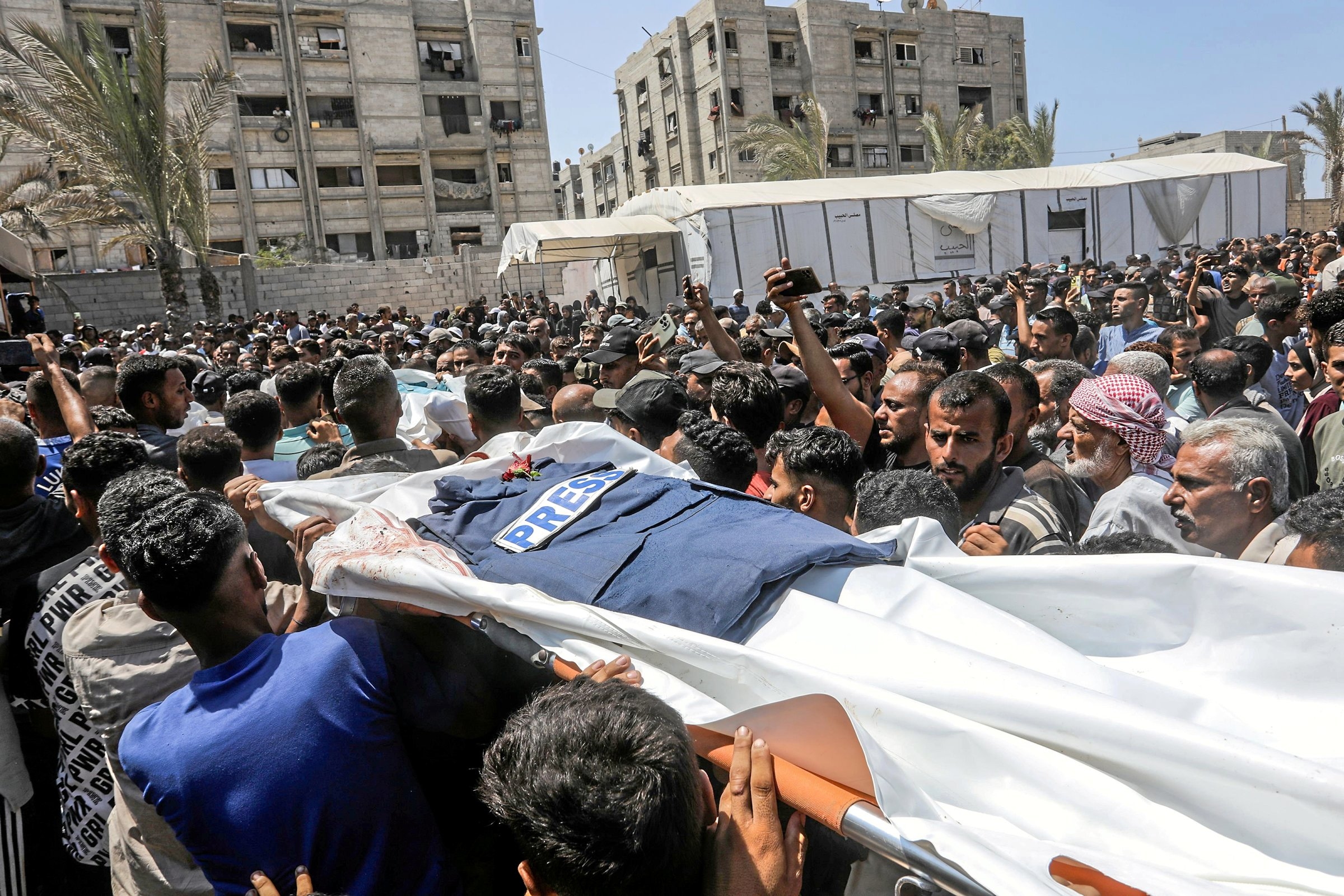 Nahost-Konflikt | Gaza: »Wir tragen Kameras und Stifte, keine Waffen«