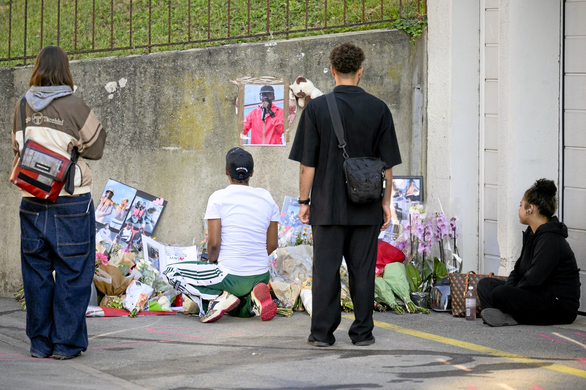 Svizzera | Scontri a Losanna dopo la morte di un diciassettenne
