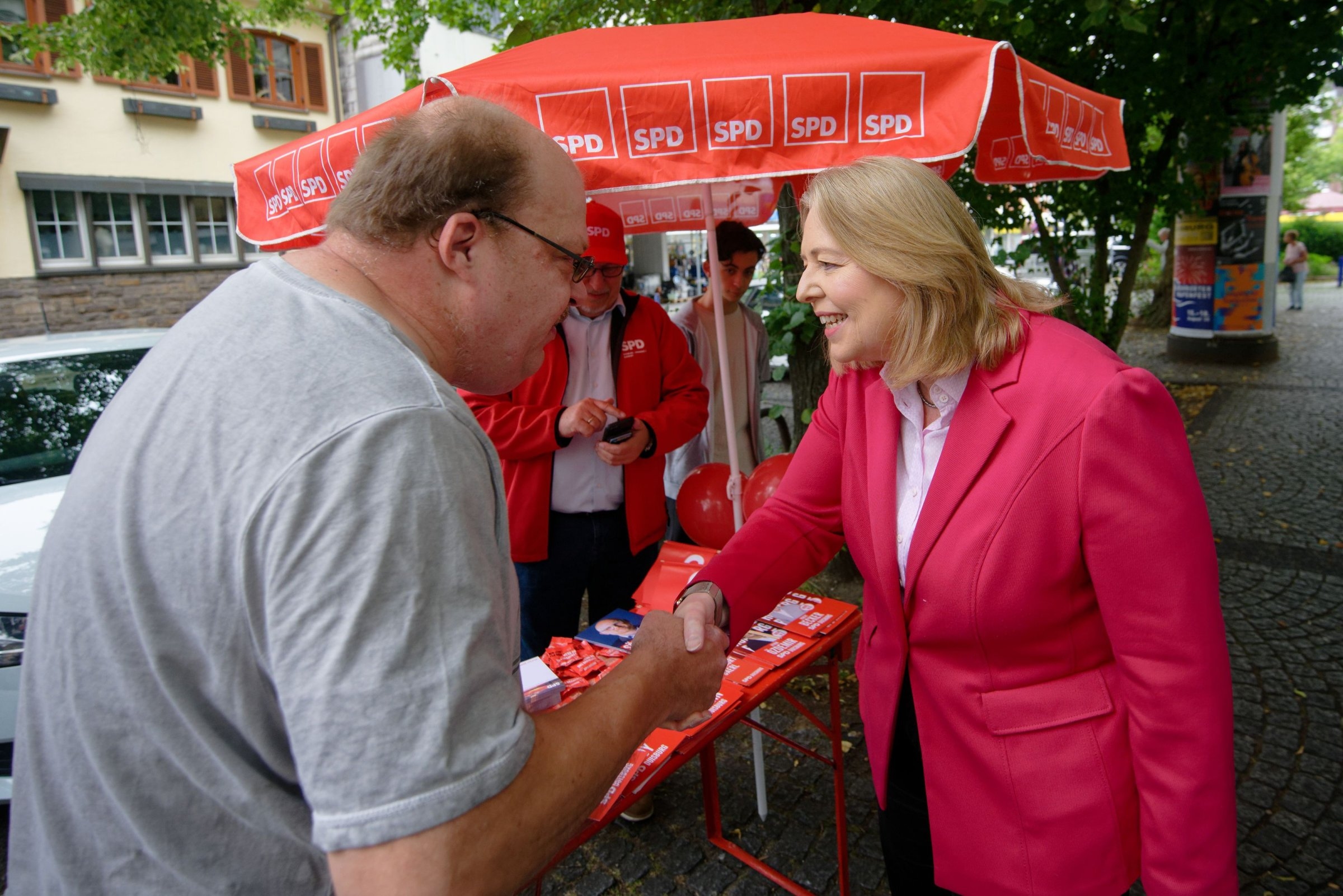 Eleições Locais NRW 2025 | Campanha Eleitoral do SPD: "A política local é a Liga dos Campeões"