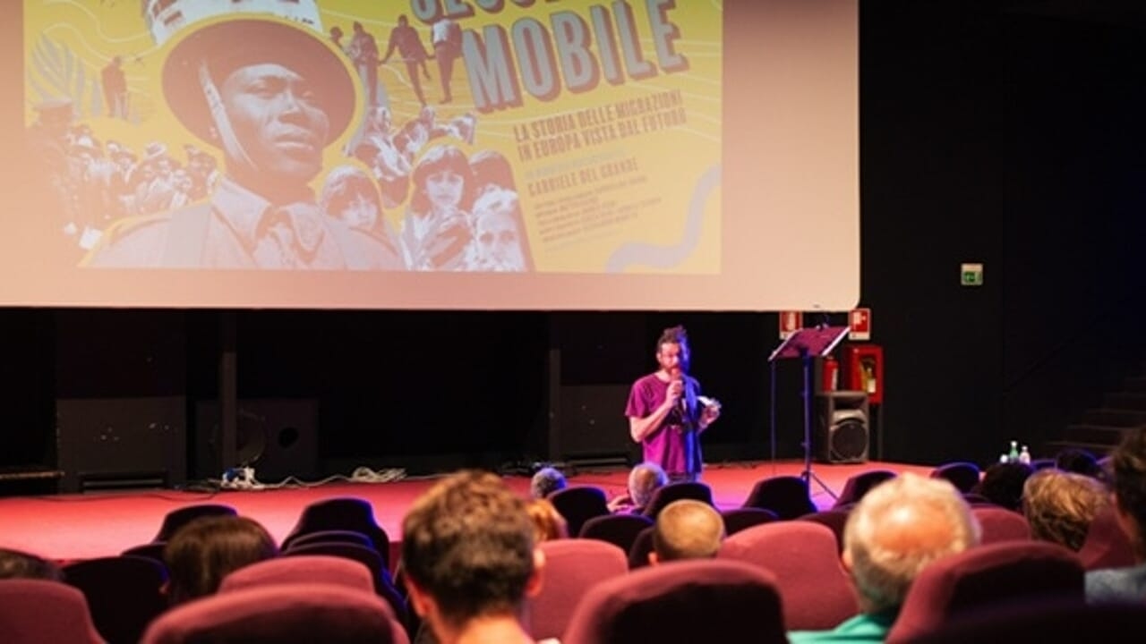 A sala de cinema público Fronte del Porto renasce graças ao apelo Luoghi (Non) Comuni
