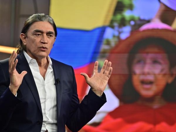 “El que renunció, renunció”: varillazo de Petro a Gustavo Bolívar
