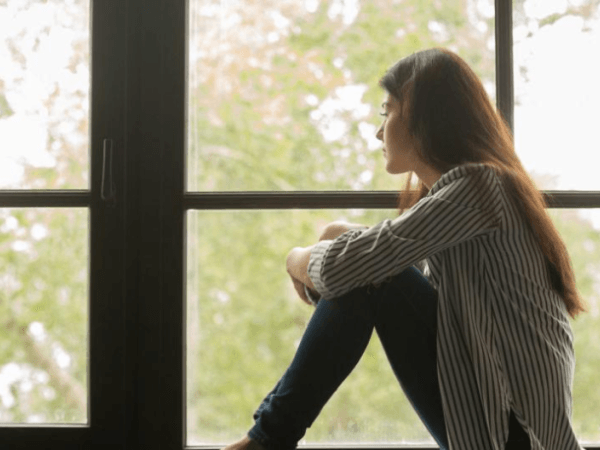 Come la pressione di essere belle influisce sulla salute mentale delle donne
