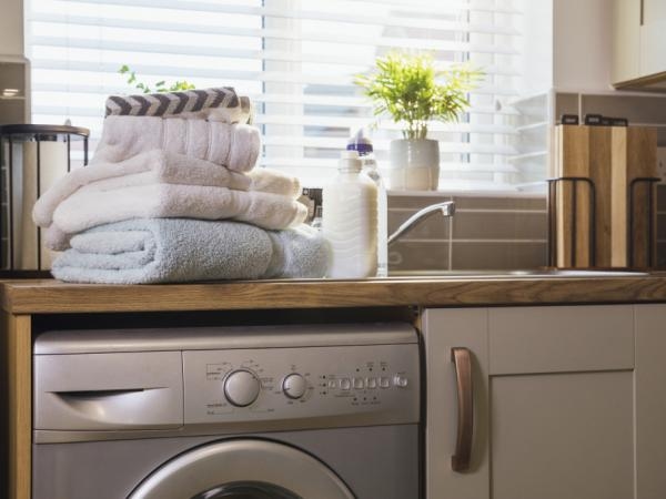 De alledaagse voorwerpen zitten het volst met bacteriën en worden door bijna niemand goed schoongemaakt