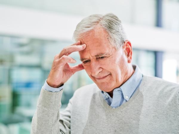 What does it mean for a person to have a bad memory, according to psychology?