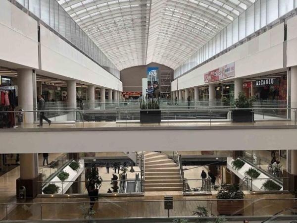 AI'ya göre Kolombiya'nın en büyük ve en güzel alışveriş merkezi hangisidir?