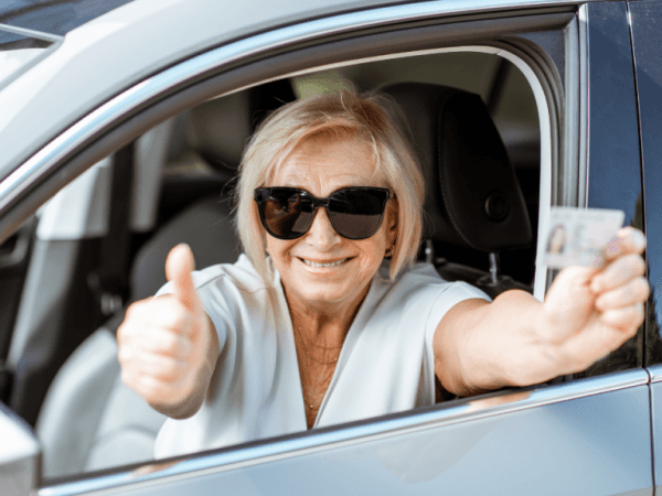 Weder 60 noch 80 Jahre alt: Bis zu diesem Alter dürfen Sie in Kolumbien legal Auto fahren.