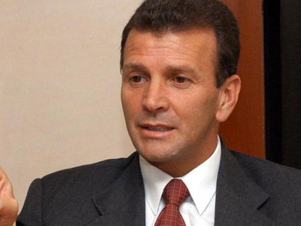 Adres, eski Saludcoop başkanına karşı 289 milyar dolardan fazla bir meblağ için zorunlu tahsilat davası açtı.