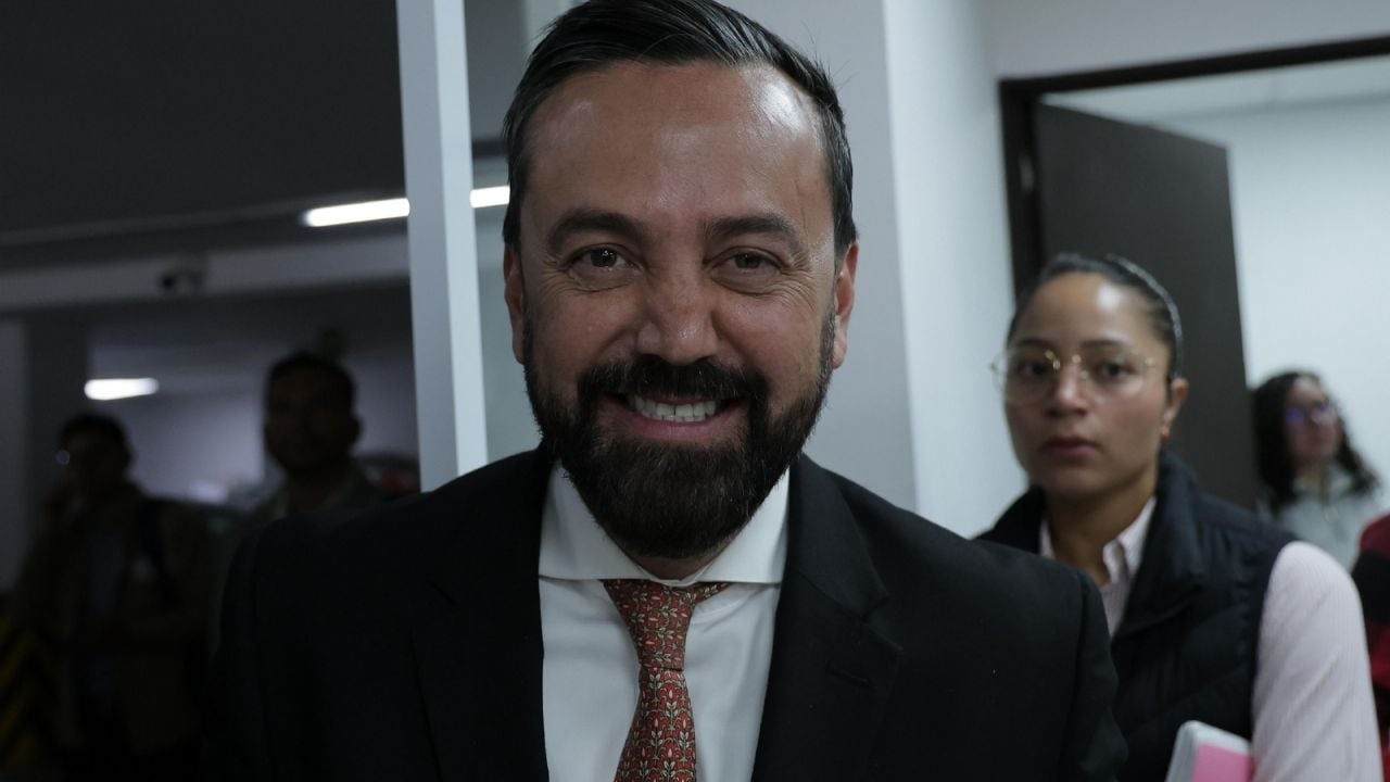 Morena crea comisión para investigar &quot;cártel inmobiliario&quot;; PAN acusa que es para desviar atención