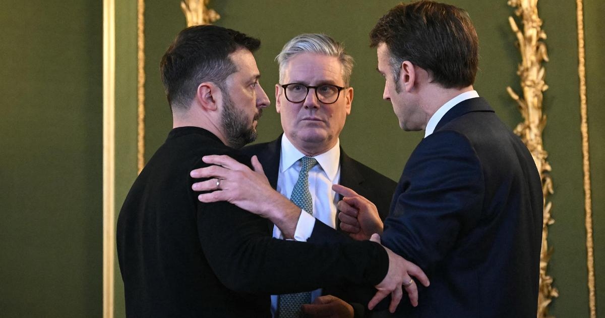Starmer, Macron, Merz et Tusk à Kiev aujourd'hui. Trump à Poutine et Zelensky, Assez de cette guerre stupide
