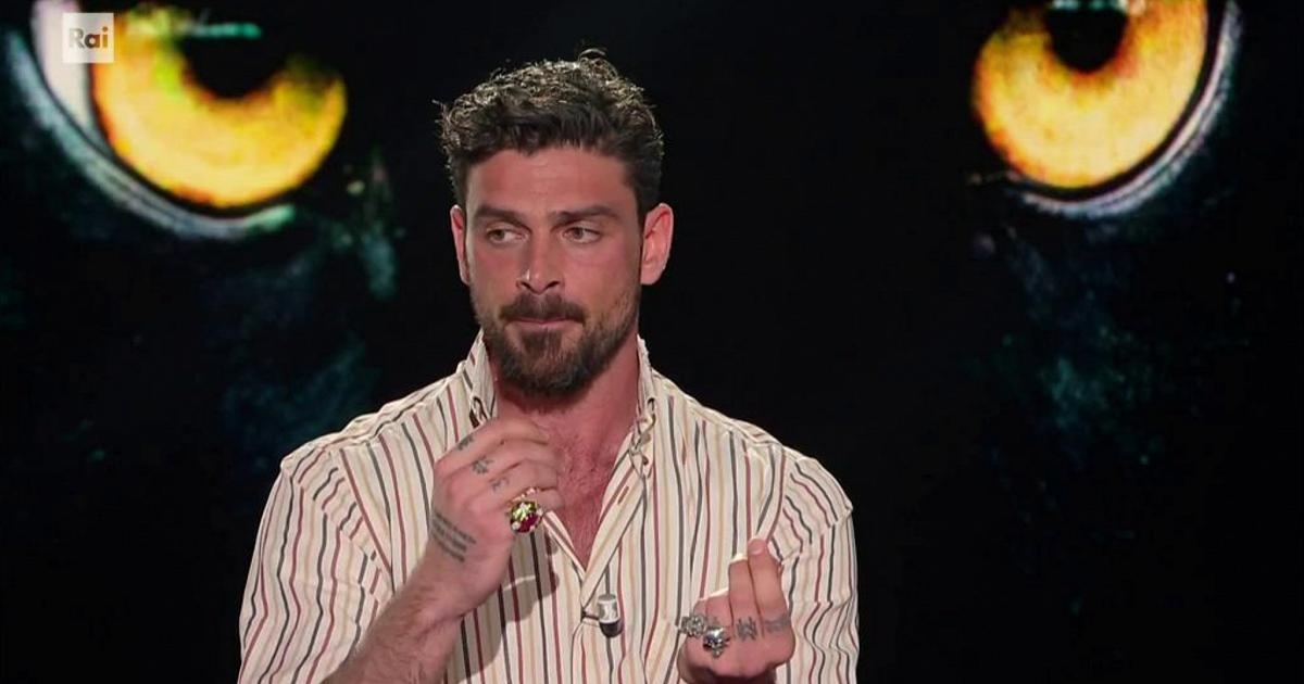 Michele Morrone: „Ich erlebte einen Moment tiefer Depression, ich riskierte ein Alkoholkoma“