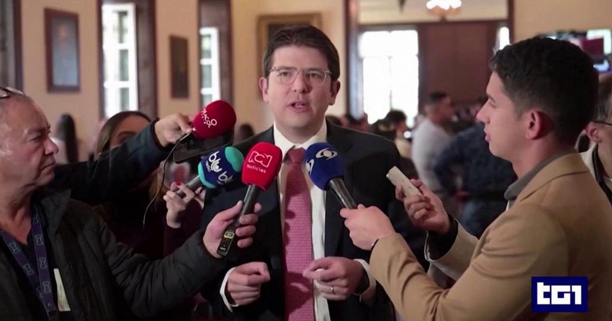Kolombiya'da cumhurbaşkanı adayı vuruldu: Hayat tehlikede