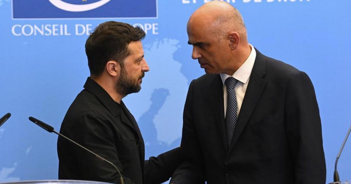 Hoje foi realizada a assinatura do Tribunal para os crimes de agressão contra a Ucrânia