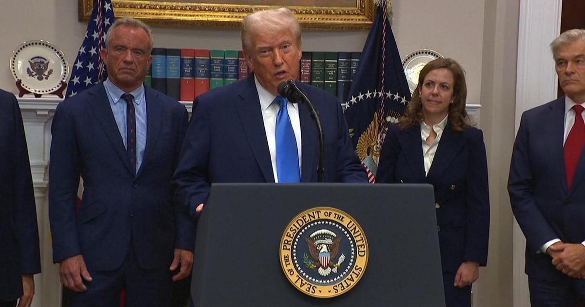 Donald Trump: “Il paracetamolo è associato al rischio di autismo, donne incinte non lo assumano”