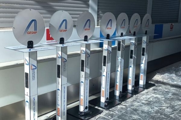 Palermo Havalimanı, yeni cihaz şarj istasyonları, 200 yeni koltuk ve yedi adet soğutmalı içme çeşmesi.