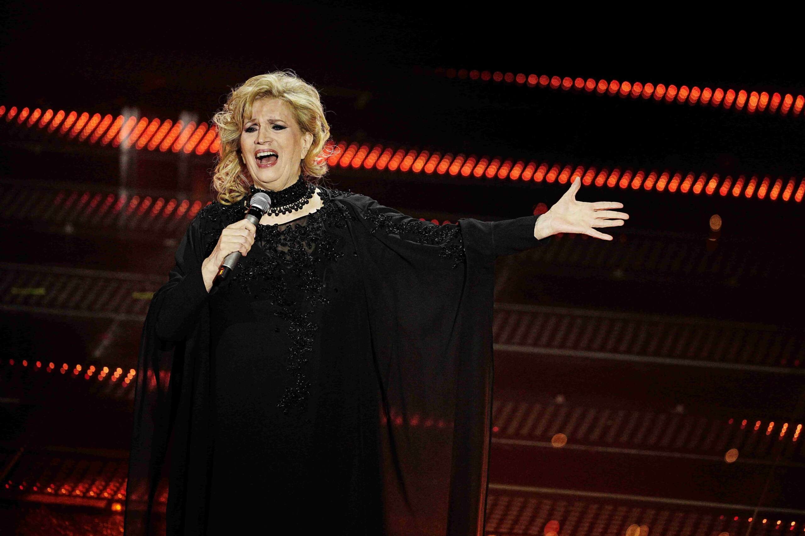 How old is Iva Zanicchi, the death of her husband Fausto Pinna and the singer's net worth