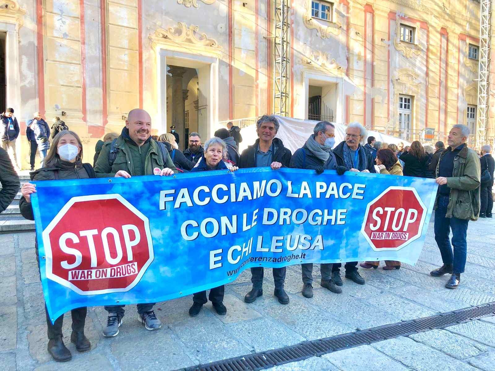 Trent’anni di lotte per una svolta radicale sulle droghe