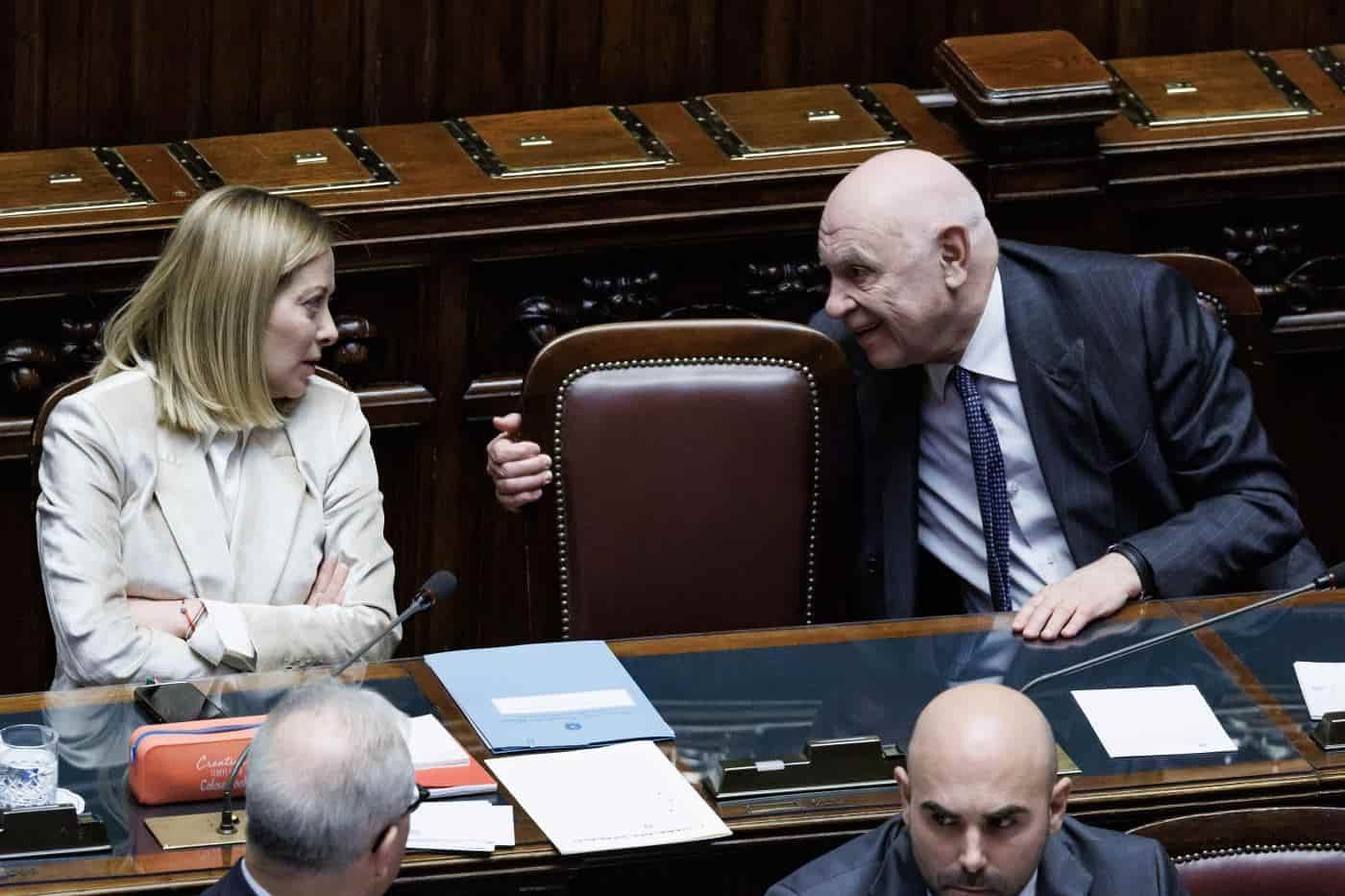 Politieke peilingen: Wat Italianen denken over de scheiding van juridische carrières, volgens de partijen in de laatste peiling.