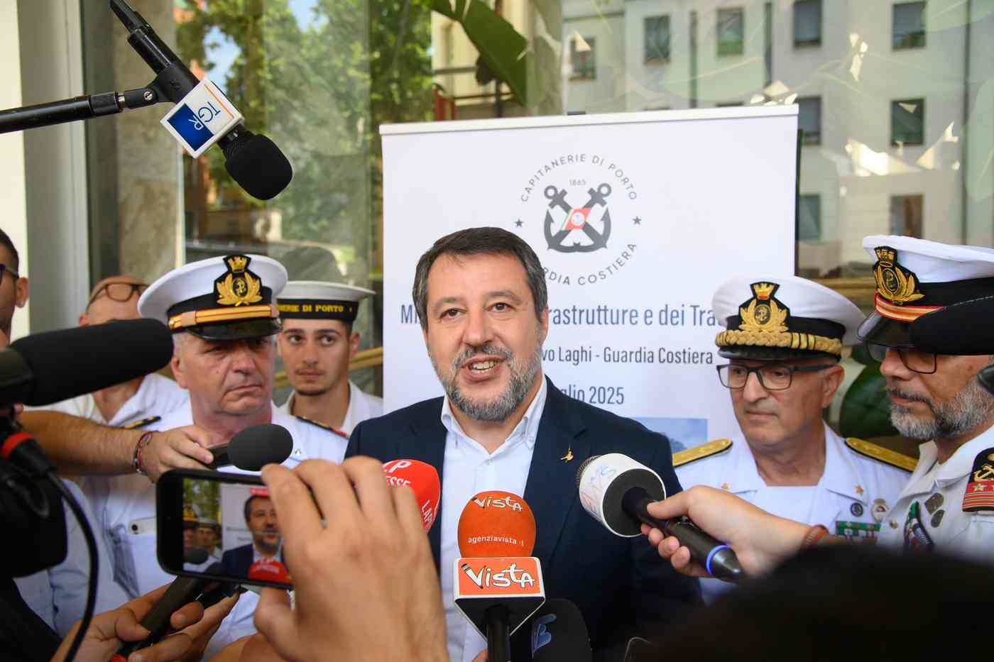 Open Arms: Waarom het Openbaar Ministerie van Palermo in beroep gaat tegen de vrijspraak van Salvini: de fouten van de minister en de technische fout van de rechters