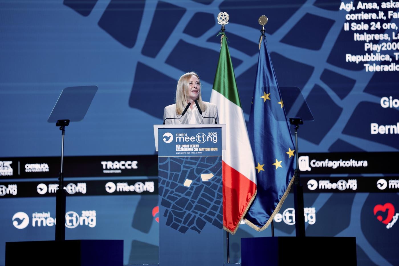 Questa è la piccola Italia che vuole Meloni: reazionaria, autoritaria e bigotta