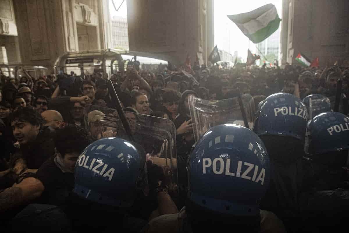 Забастовка в Газе, столкновения и партизанская война на вокзале Милана: правительство Мелони ничего другого и не ждало.